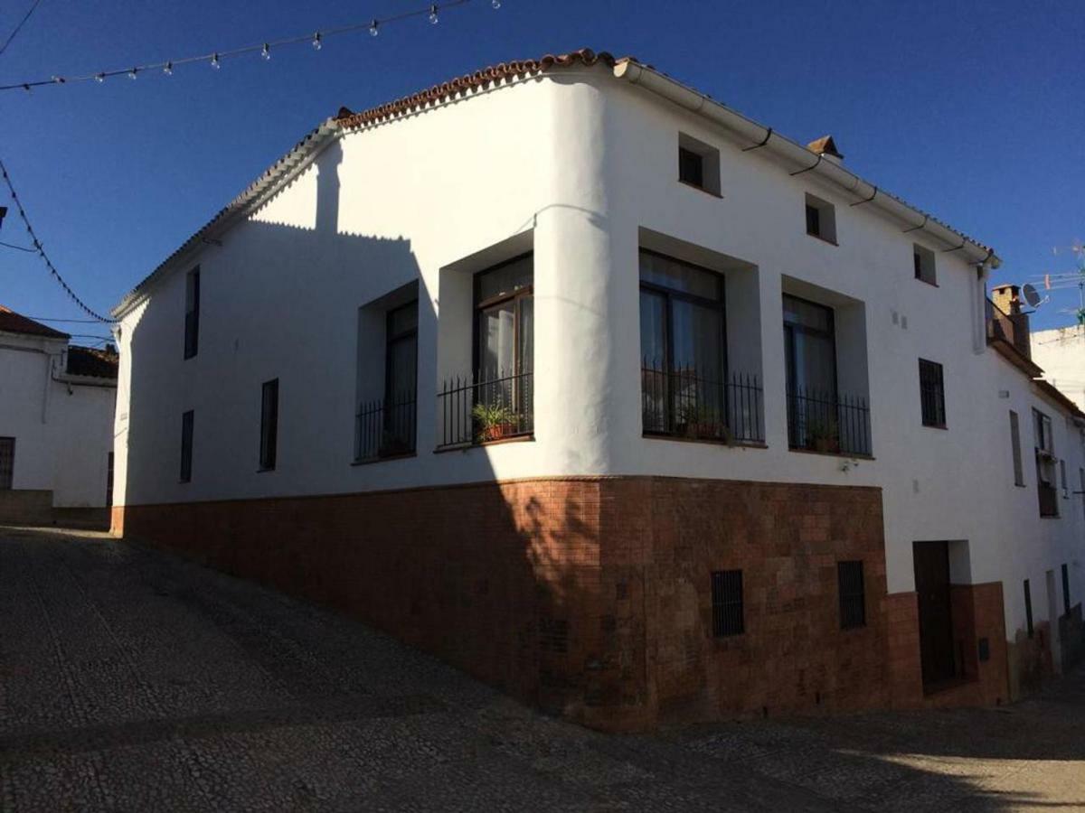 Villa La Casa De Monica Aracena Exterior foto